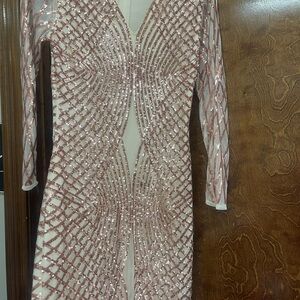 Verty Rose Gold Sequin Long Sleeve Dress